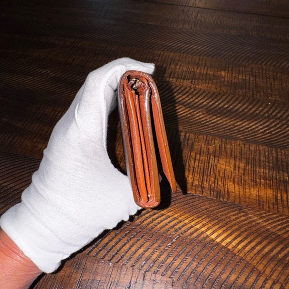 Louis Vuitton
Vintage 1998 Porte-Monnaie Tresor billet Wallet - Picture 5 of 17